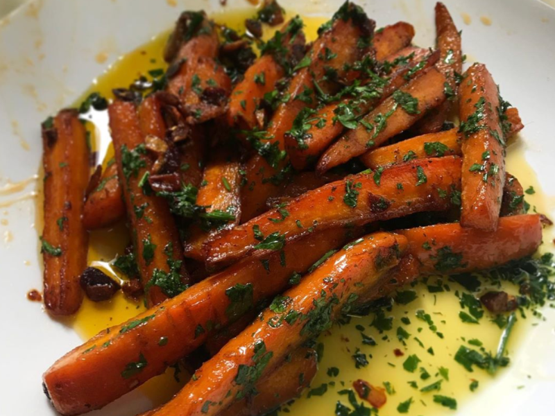 Slow Caramelised Carrots in Honey and Garlic&nbsp;Butter